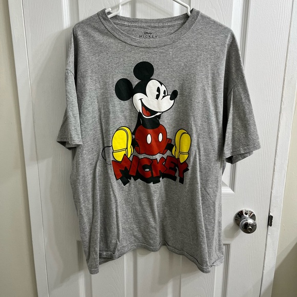 Oversized Disney Mickey Mouse Graphic Tee